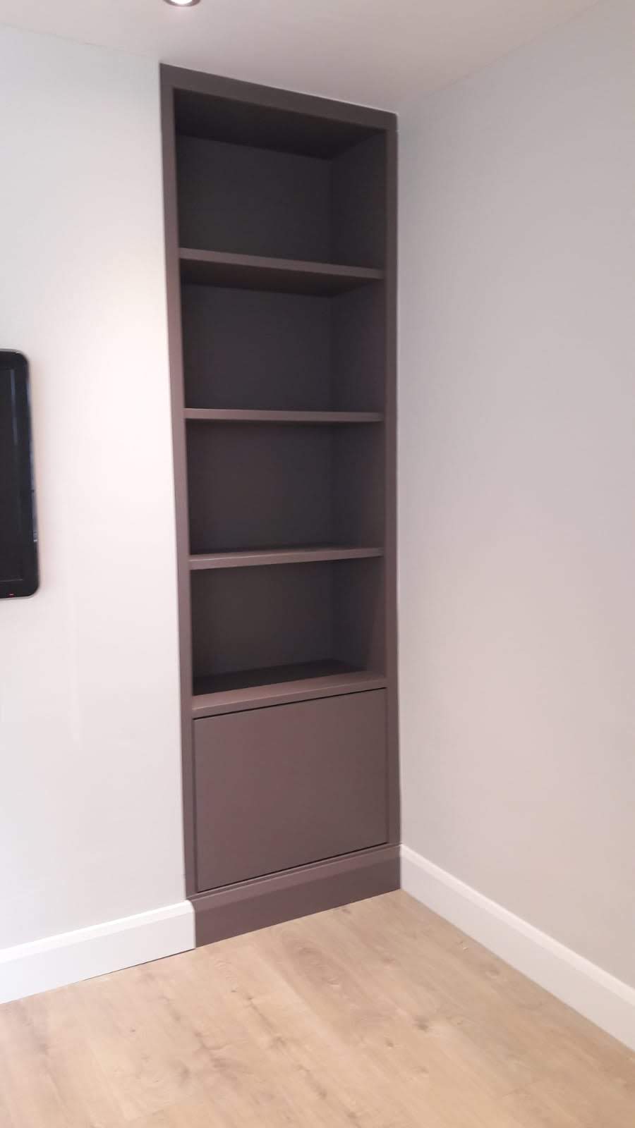 Painted Alcove Unit