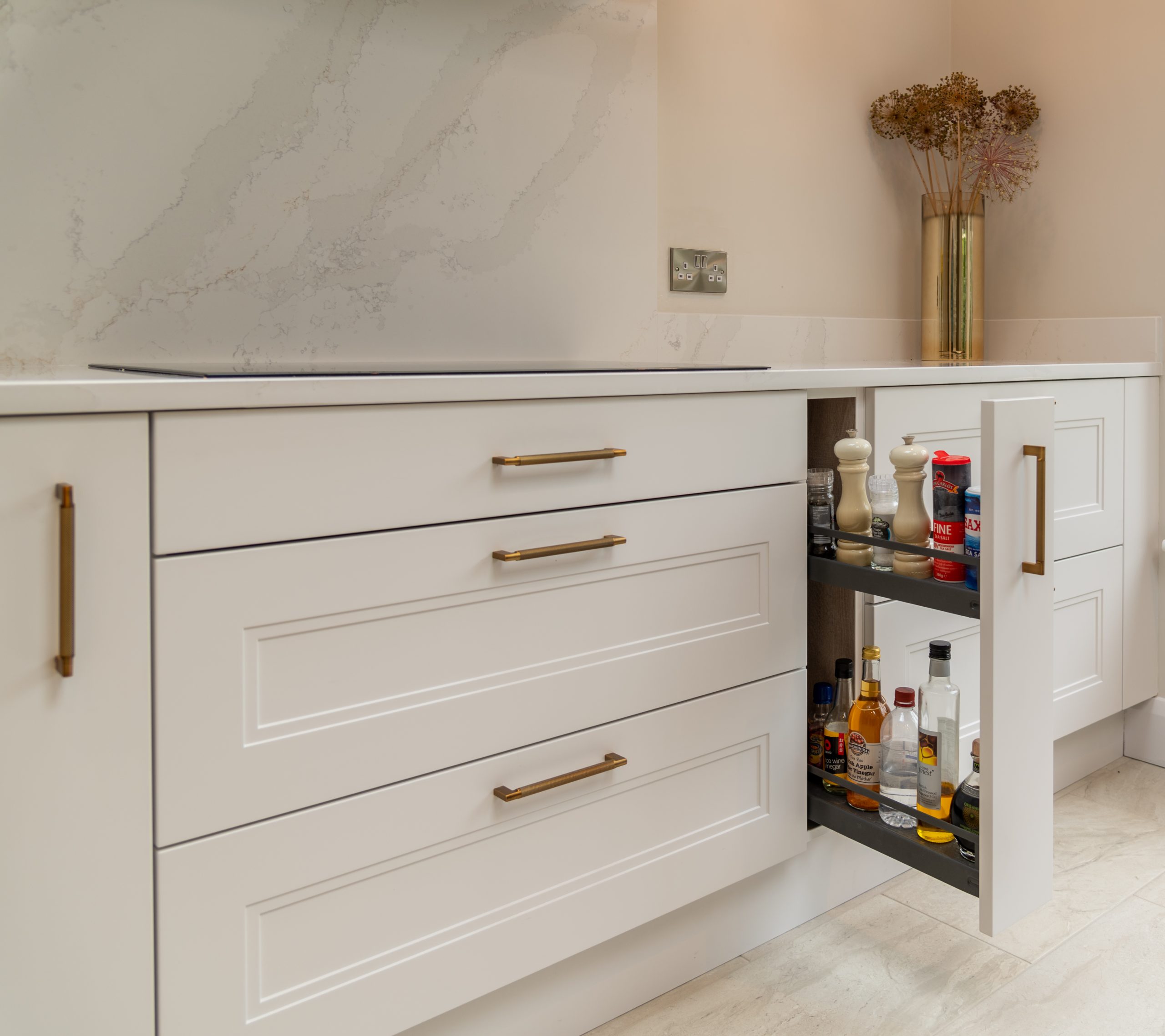 Read more about the article Stepped Shaker Kitchen